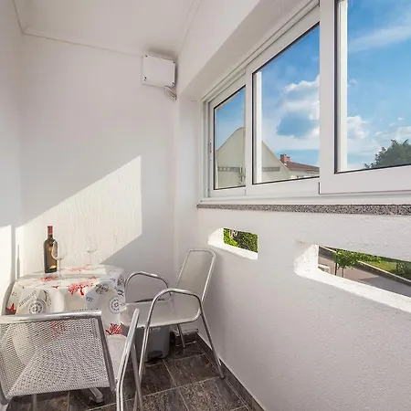 Miranda Apartmán *
